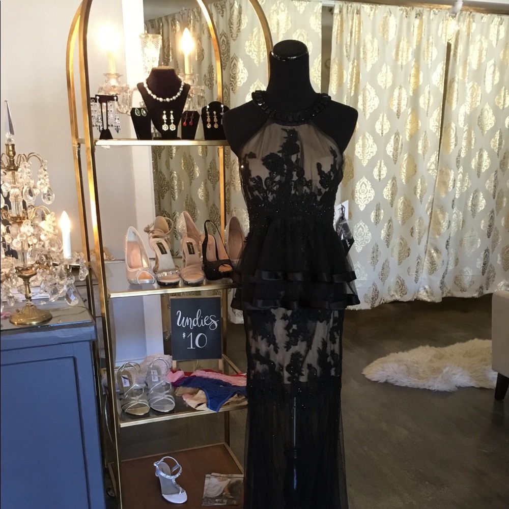 Tony Bowls Prom/Pageant Gown Black Lace